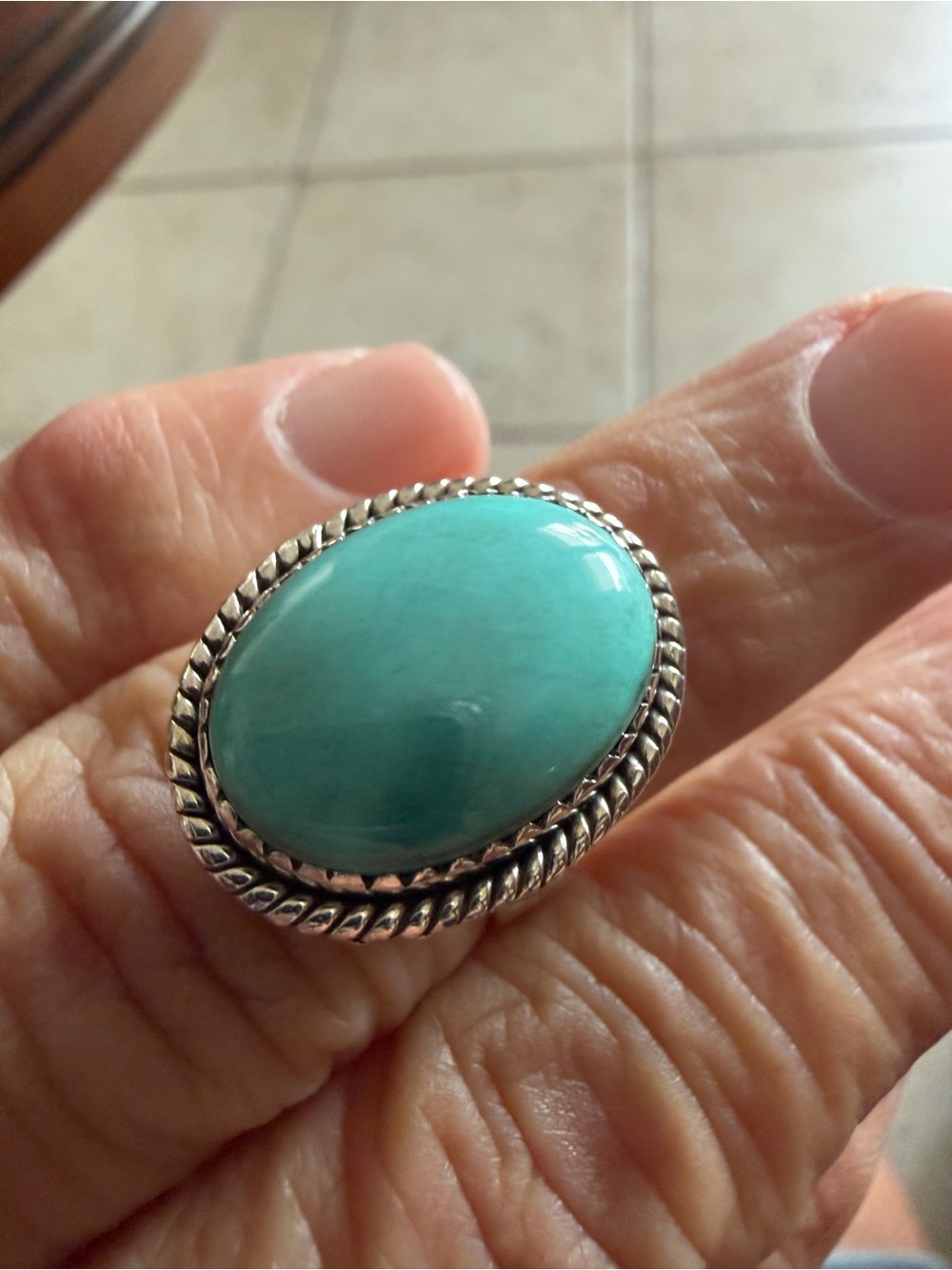 Sterling Silver Turquoise Oval Cocktail Ring - Women Jewelry Size 7.25